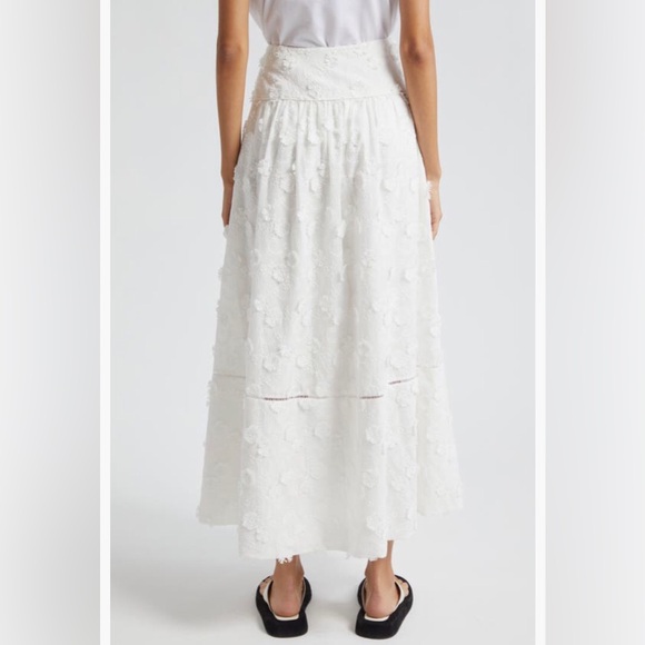 NWT $295 FARM Rio Off White 3D Flower Midi Skirt in XS, Small, and Medium! - Picture 3 of 12